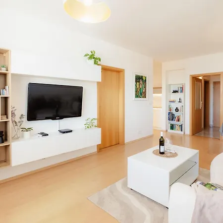 Apartment Karlovka With Balcony Bratislava